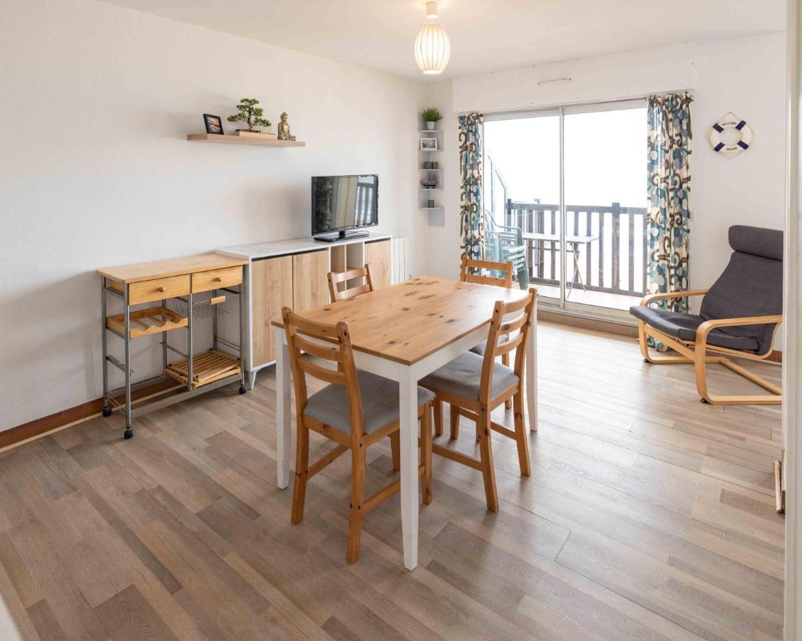 Apartment Face A La Avec Balcon *
